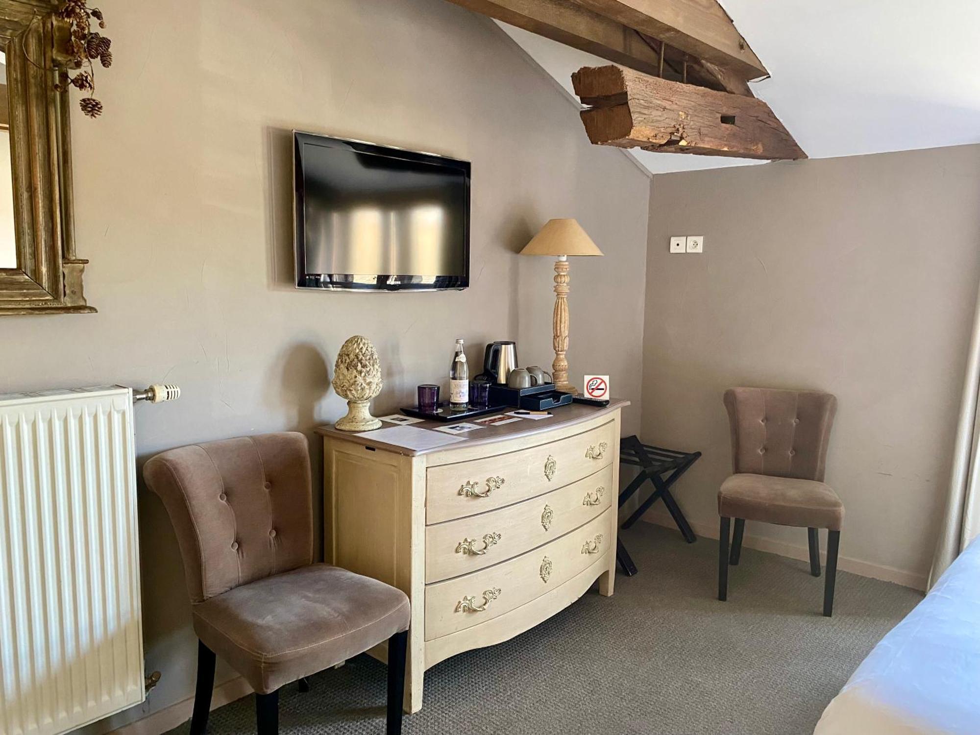 De La Tour 3* Châtillon-sur-Chalaronne